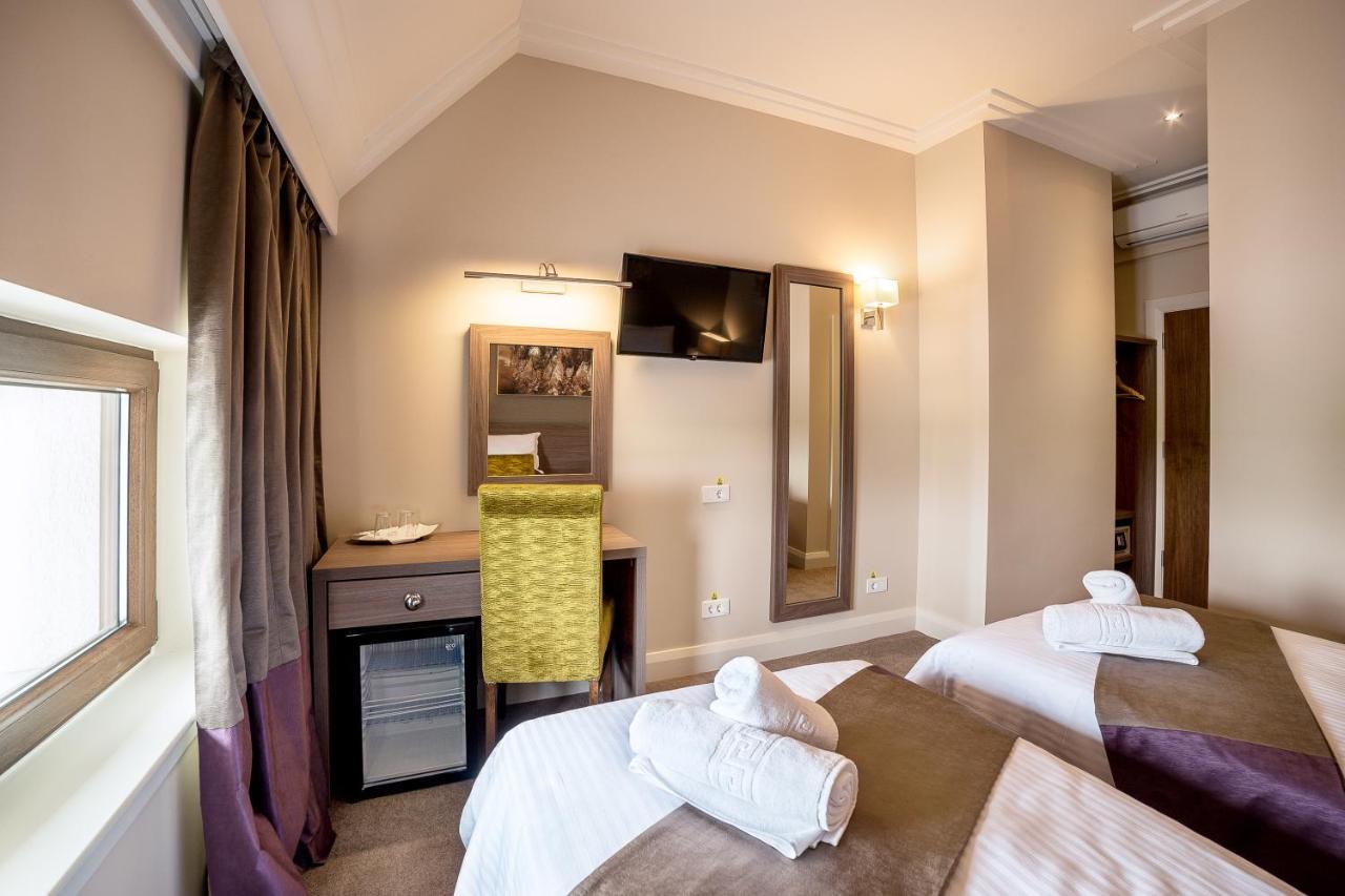 The Frontier Hotel Siret Exterior foto